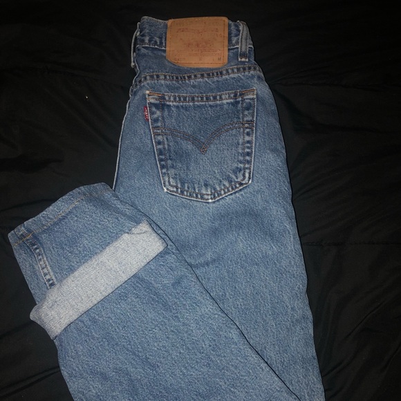 Levi’s vintage mom jeans - Picture 2 of 6